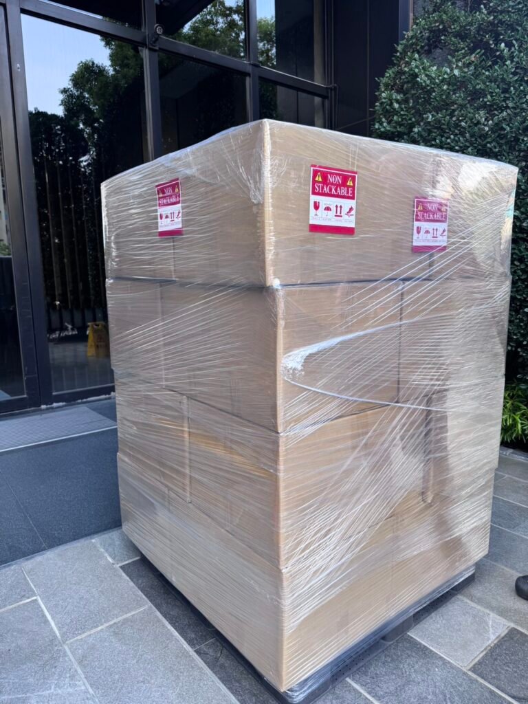 Ship2Taiwan提供上門打包裝箱訂製船運木箱及家具國際運送移民加拿大搬家及國際搬運服務