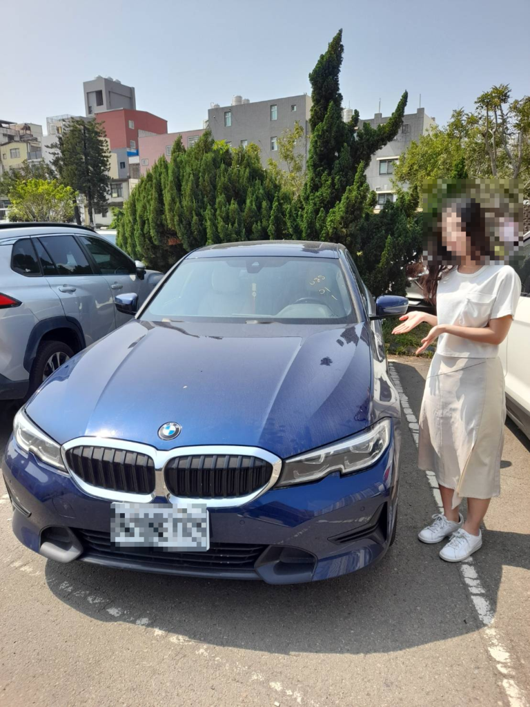 跨國海運汽車回台灣通常一般個人自用汽車從美國洛杉磯海運回台灣到基隆港價格美金約$2000-$3000,而金額會因為車型跟所在地距離不同而增加費用比如如果您車在紐約,就會多一項長途運送收費美金約$1800起跳至$2500左右,如果您是古董車或特殊車款則費用會再增加美金$600以上。